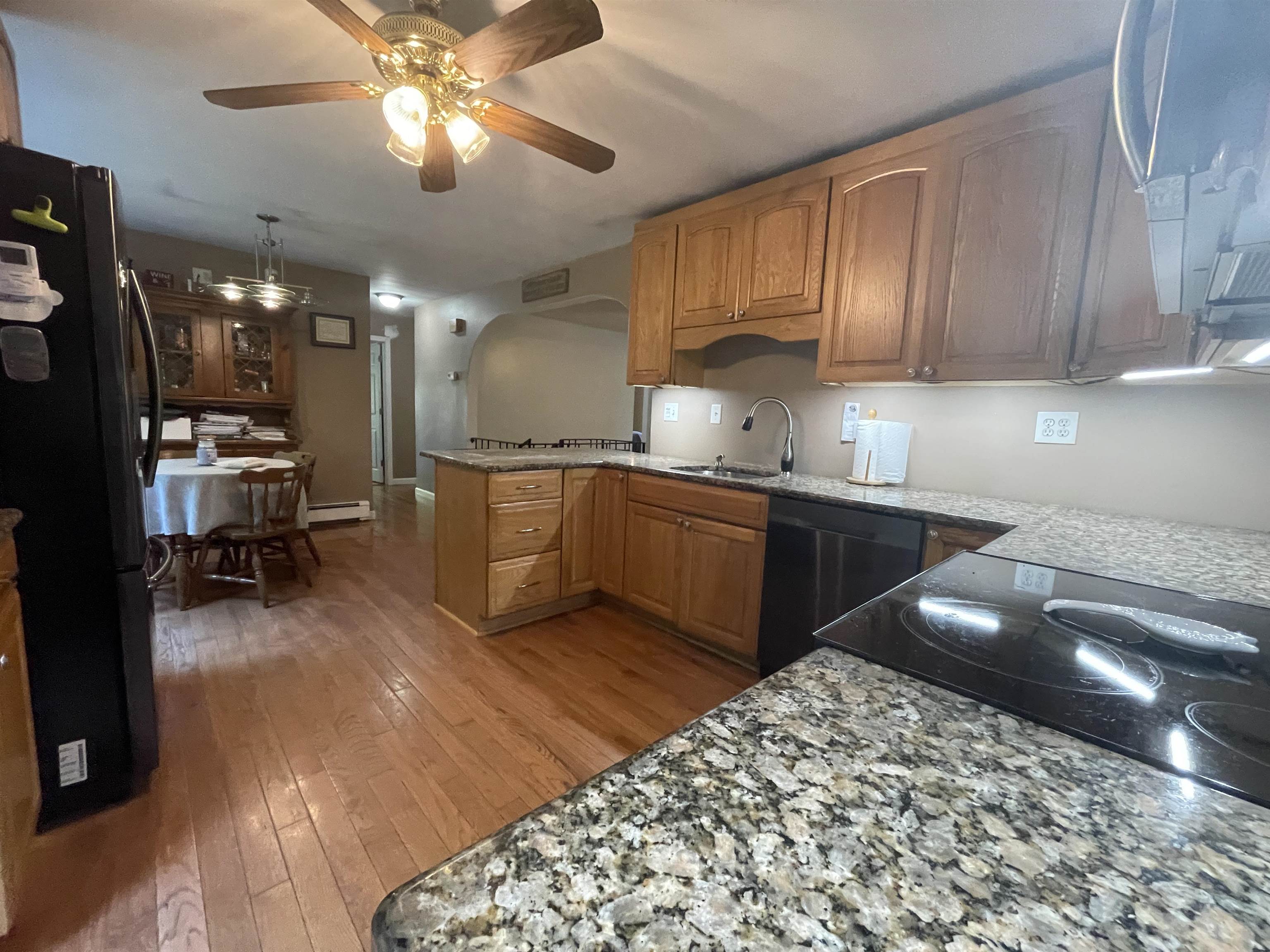 22 Roblin Road Bedford, NH 03110 - Photo 6 of 26