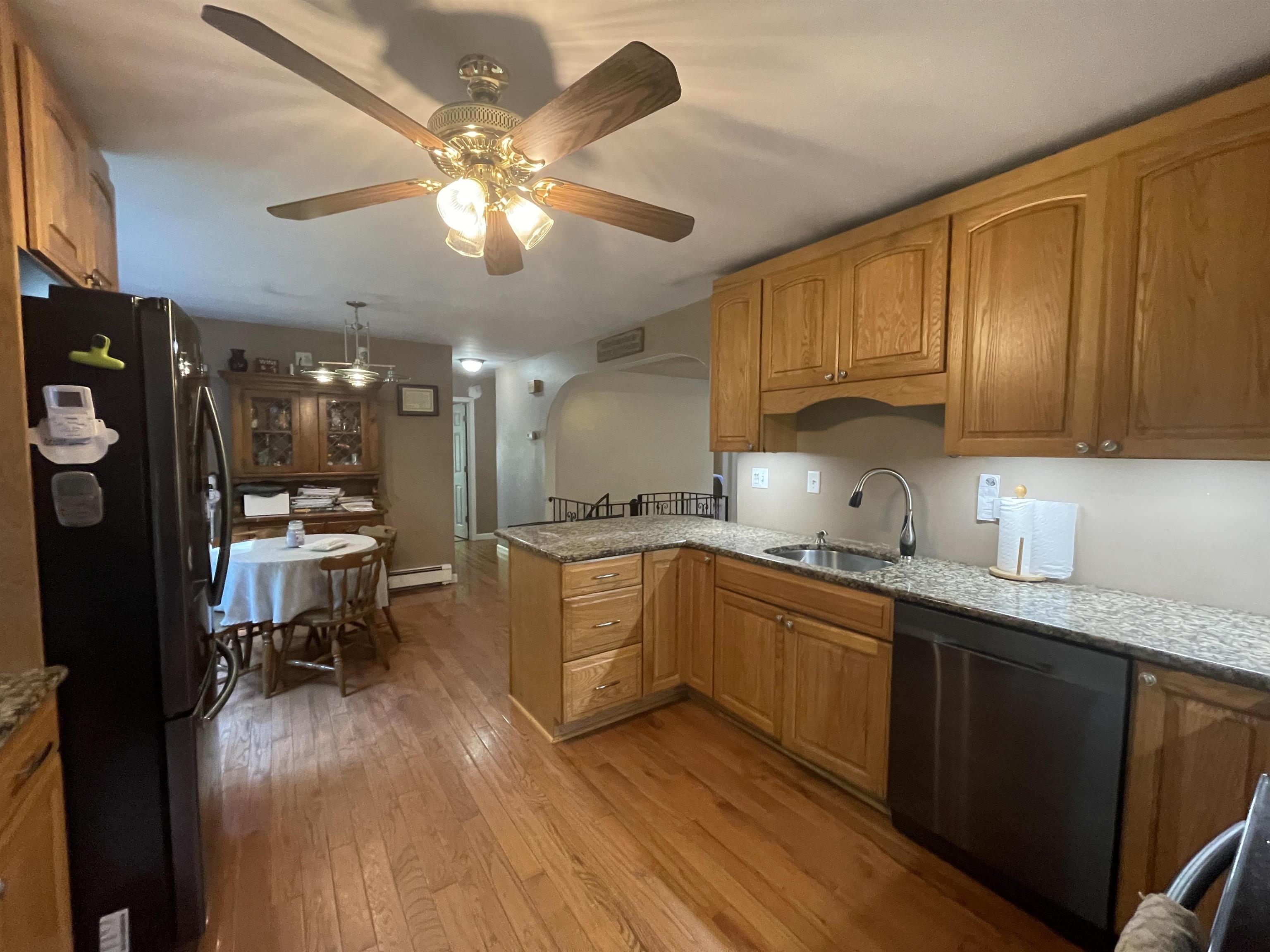 22 Roblin Road Bedford, NH 03110 - Photo 10 of 26