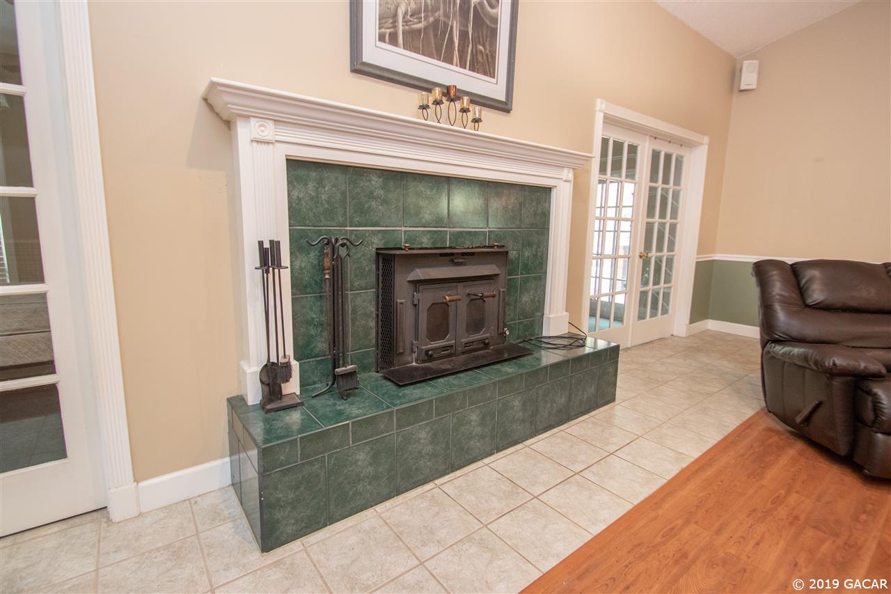 9564 Southwest 67th Avenue Hampton, FL 32044 - Photo 13 of 30 Gallery Image 13