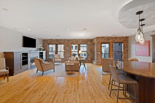 $750,000 | 300 Broadway North, Unit 305, Fargo, ND 58102