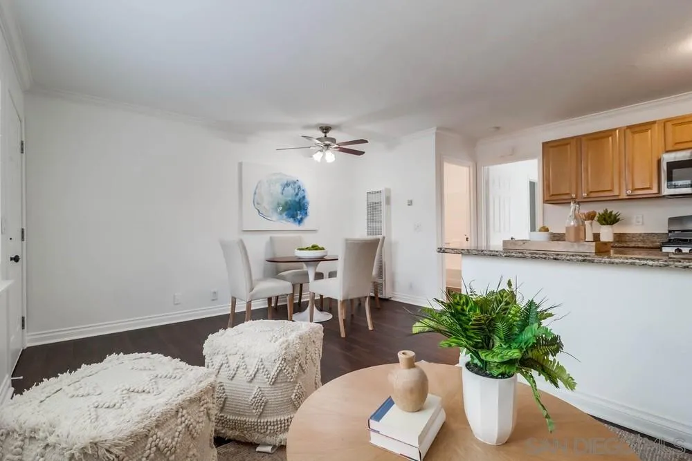 4375 Felton Street, Unit 3 San Diego, CA 92104 - Photo 4 of 27 a living room with furniture flowerpot and a potted plant