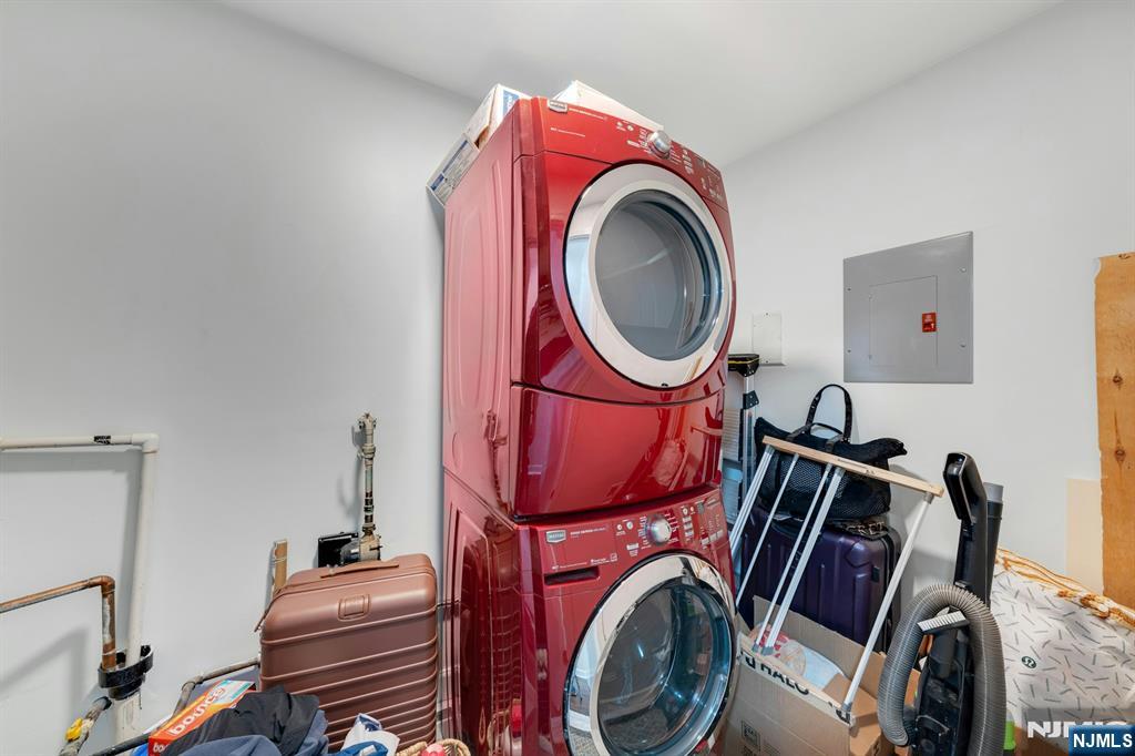 994 Boxwood Court Mahwah, NJ 07430 - Photo 20 of 27