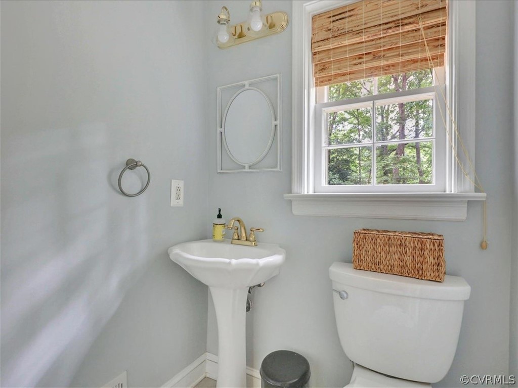 1210 Black Heath Road Midlothian, VA 23113 - Photo 12 of 27 Gallery Image 12