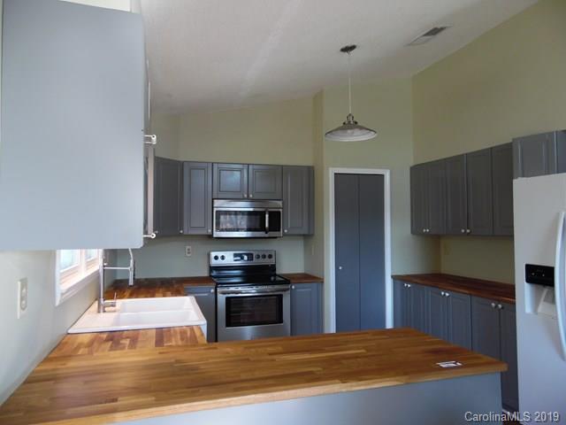 823 Worley Road Marion, NC 28752 - Photo 3 of 22 Gallery Image 3