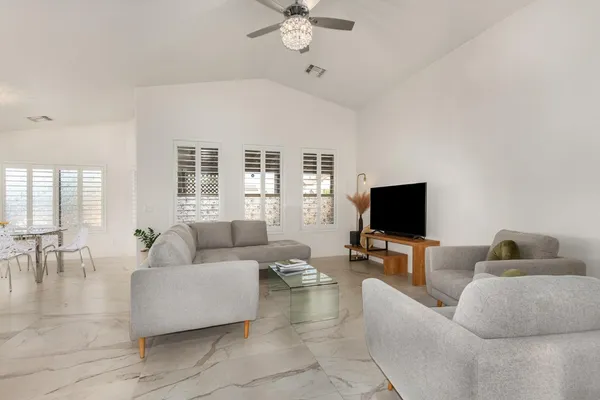 $2,500 | 7831 South 27th Way, Phoenix, AZ 85042