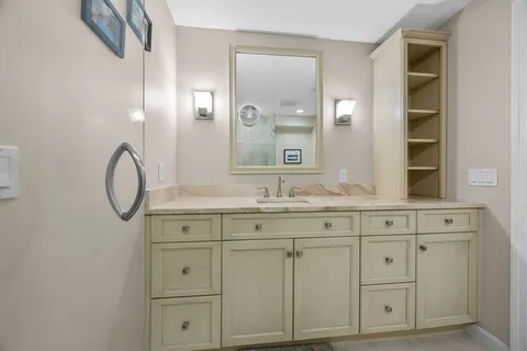 $895,000 | 381 Great Oak Road, Unit 9, Mashpee, MA 02649