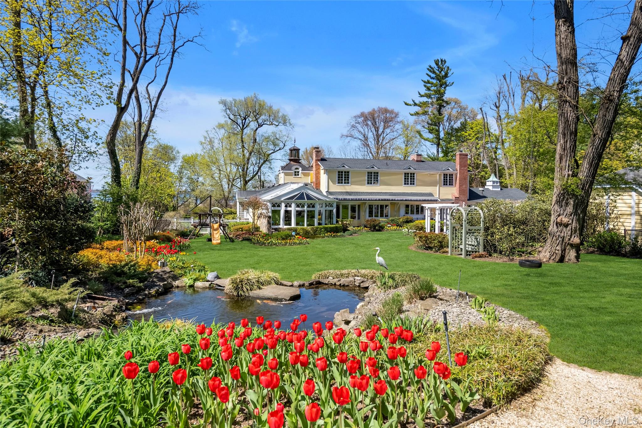 58 Cornwells Beach Road Sands Point, NY 11050 - Photo 22 of 33 Gallery Image 22