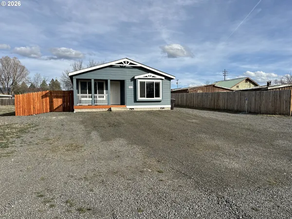 $289,000 | 917 South Hall Street, Prairie City, OR 97869