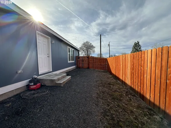 $289,000 | 917 South Hall Street, Prairie City, OR 97869