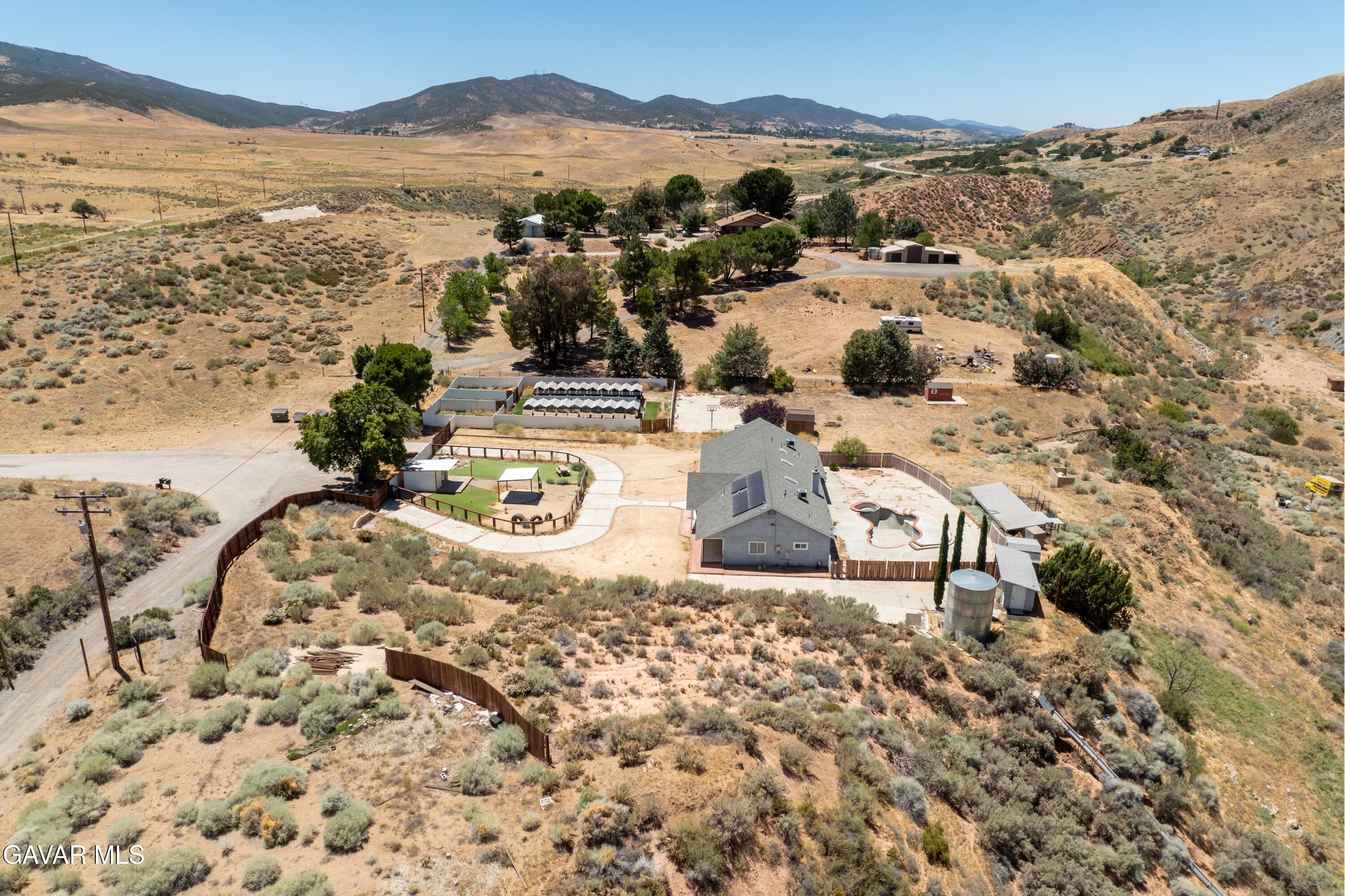 6221 Elizabeth Lake Road Leona Valley, CA 93551 - Photo 36 of 37 35