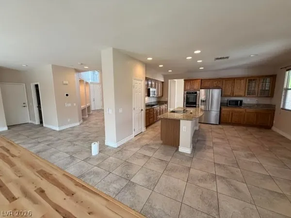 $3,500 | 8159 Owl Clan Court, Las Vegas, NV 89131