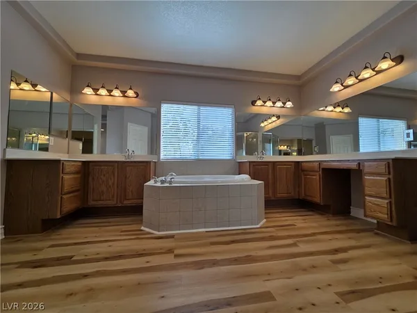 $3,300 | 8159 Owl Clan Court, Las Vegas, NV 89131