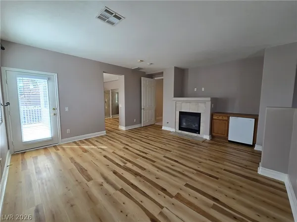 $3,500 | 8159 Owl Clan Court, Las Vegas, NV 89131