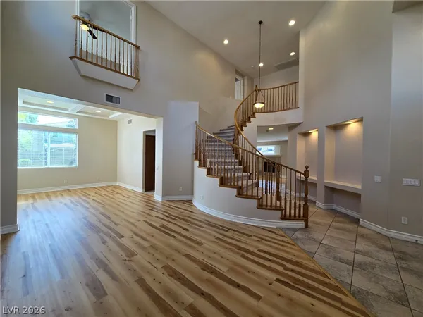 $3,300 | 8159 Owl Clan Court, Las Vegas, NV 89131