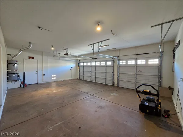 $3,500 | 8159 Owl Clan Court, Las Vegas, NV 89131