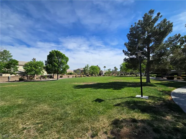 $3,300 | 8159 Owl Clan Court, Las Vegas, NV 89131