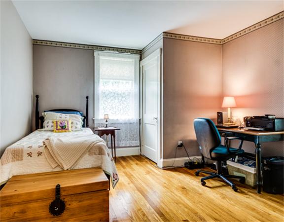 96 Columbia Road Arlington, MA 02474 - Photo 14 of 21 Gallery Image 14