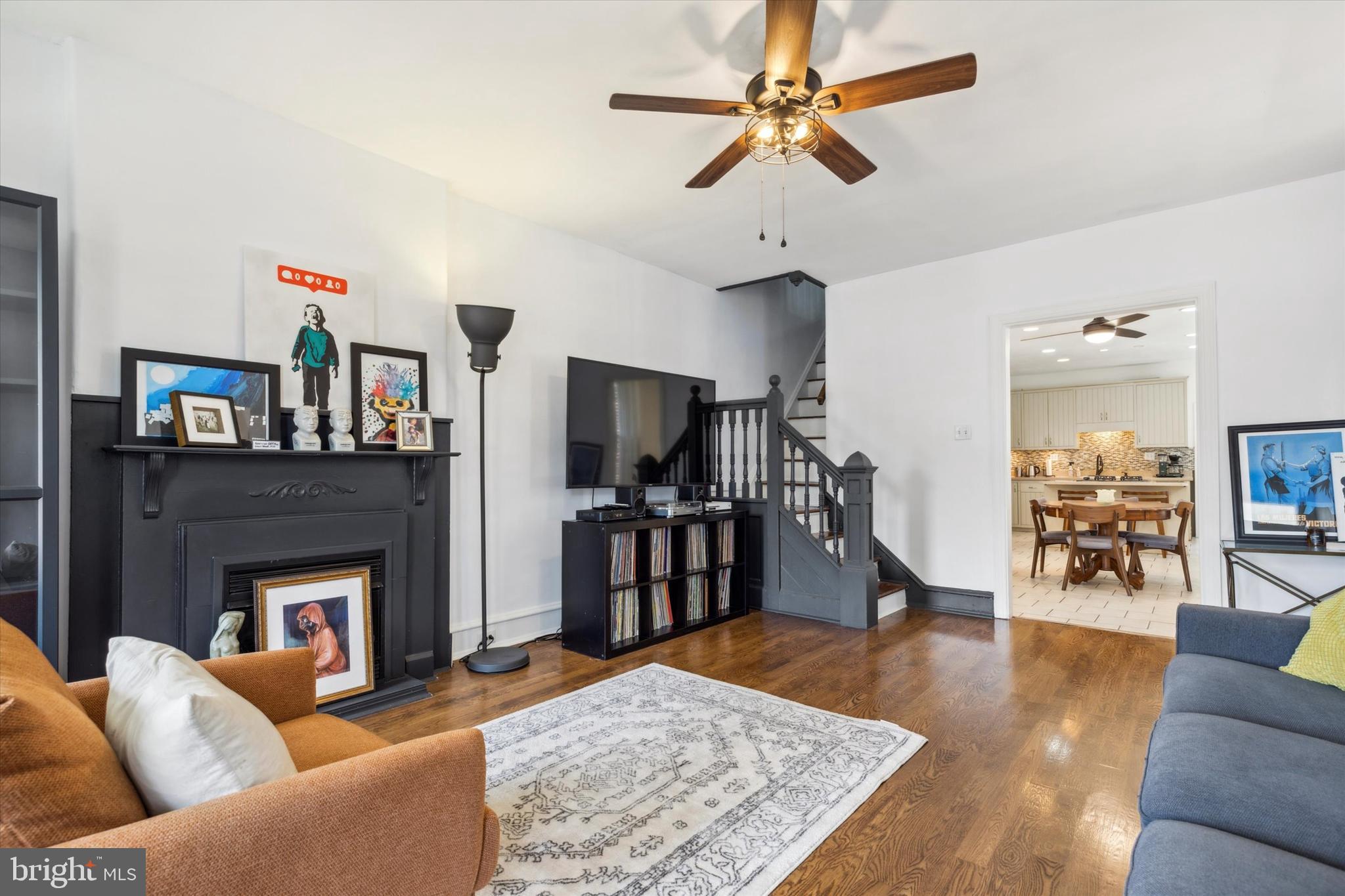 460 Martin Street Philadelphia, PA 19128 - Photo 2 of 15