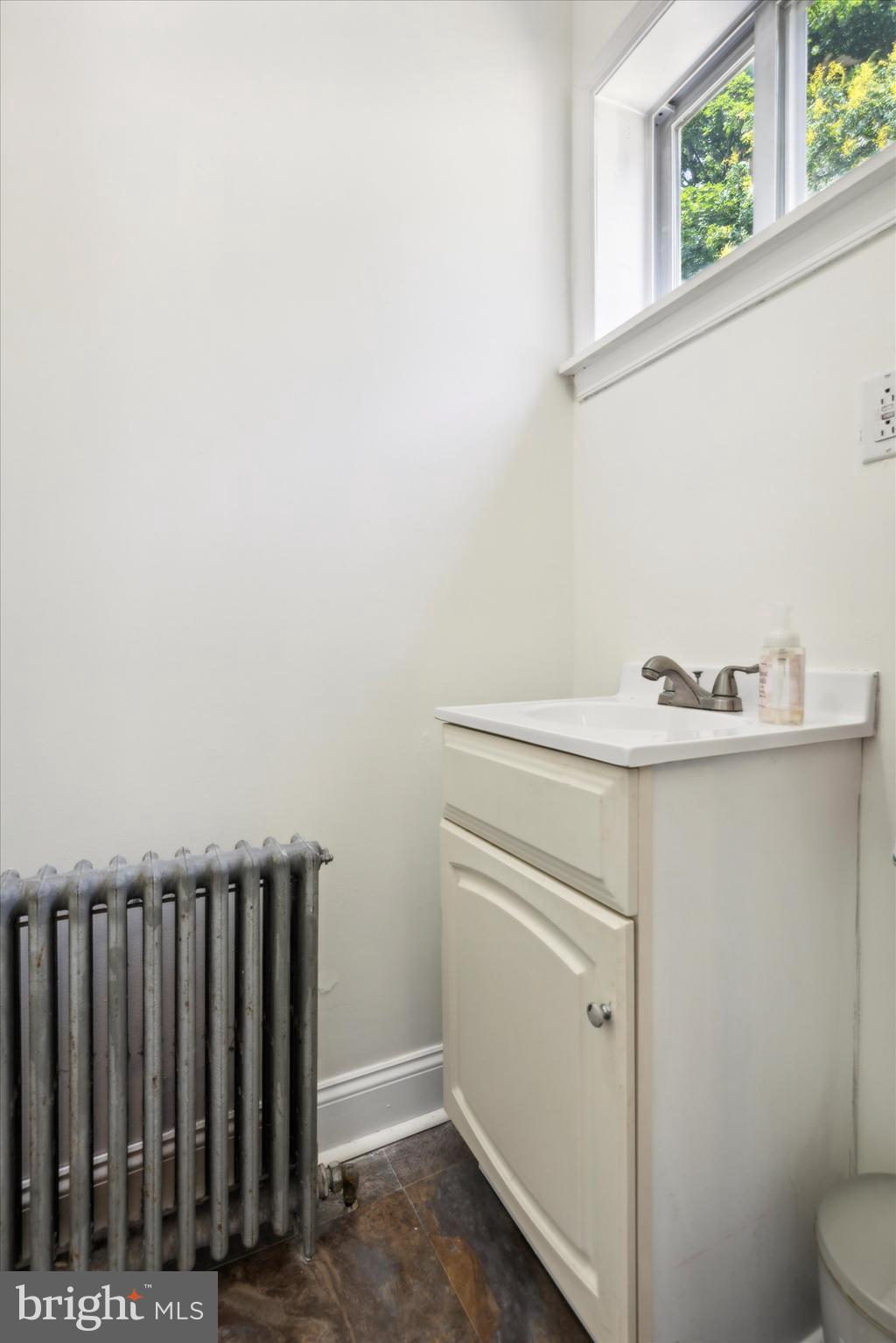 460 Martin Street Philadelphia, PA 19128 - Photo 10 of 15