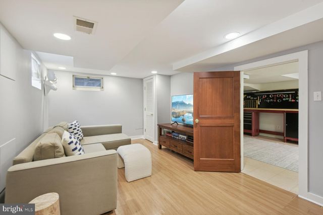 $1,275,000 | 2632 North Pocomoke Street, Arlington, VA 22207