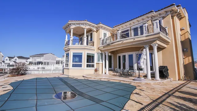 $12,500 | 530 West Shore Drive, Unit DIRECT BAYFRONT, Brigantine, NJ 08203