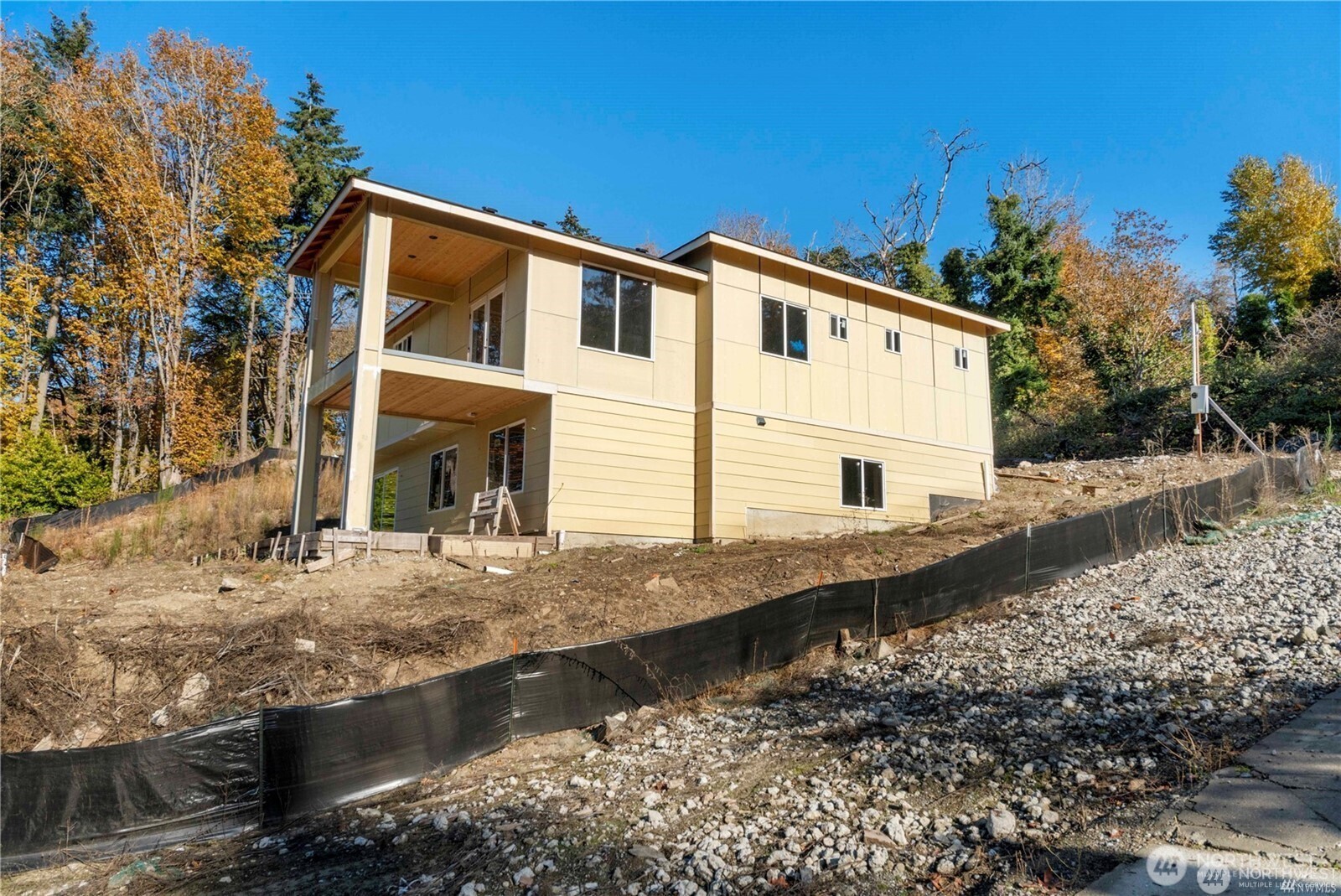 4910 South 111th Street Seattle, WA 98178 - Photo 7 of 18