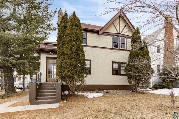 $318,900 | 15 Snelling Avenue, Duluth, MN 55812