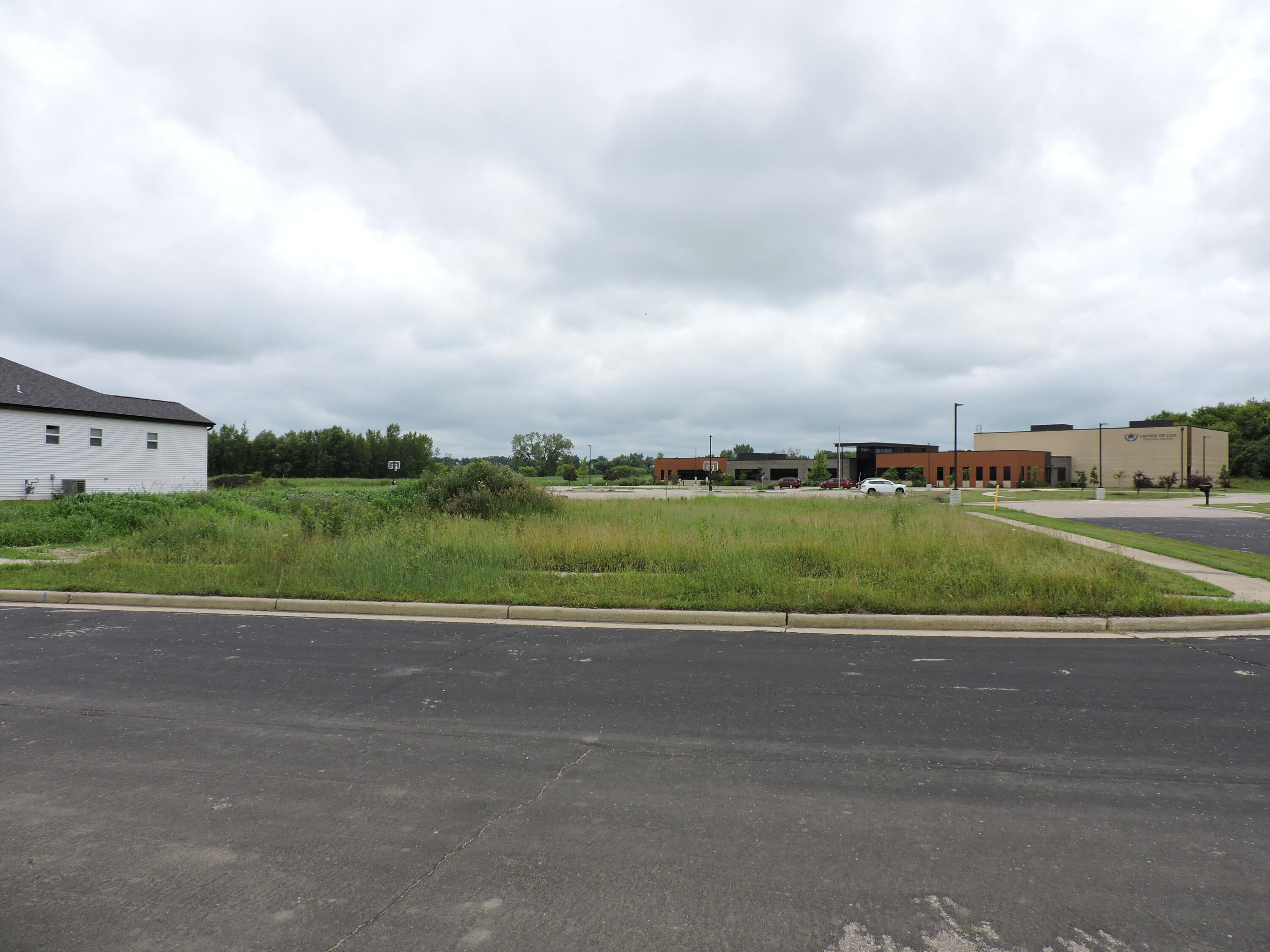 Lt40 Montclair Place Fort Atkinson, WI 53538 - Photo 1 of 2 DSCN0507