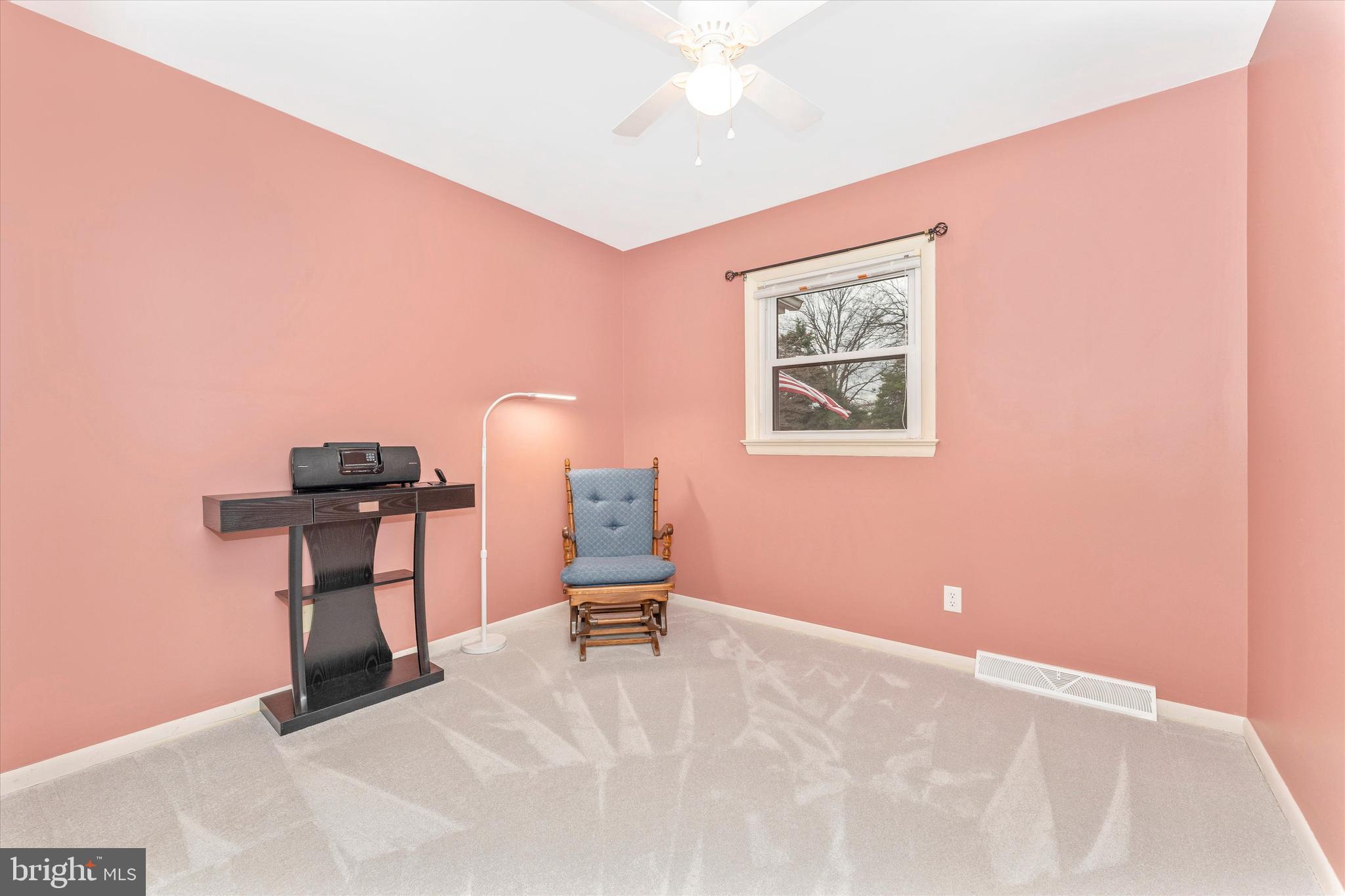 17820 Pin Oak Road Hagerstown, MD 21740 - Photo 25 of 43 Gallery Image 25