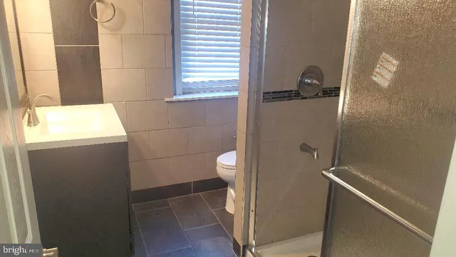 $1,500 | 29-31 East Hinckley Avenue, Ridley Park, PA 19078