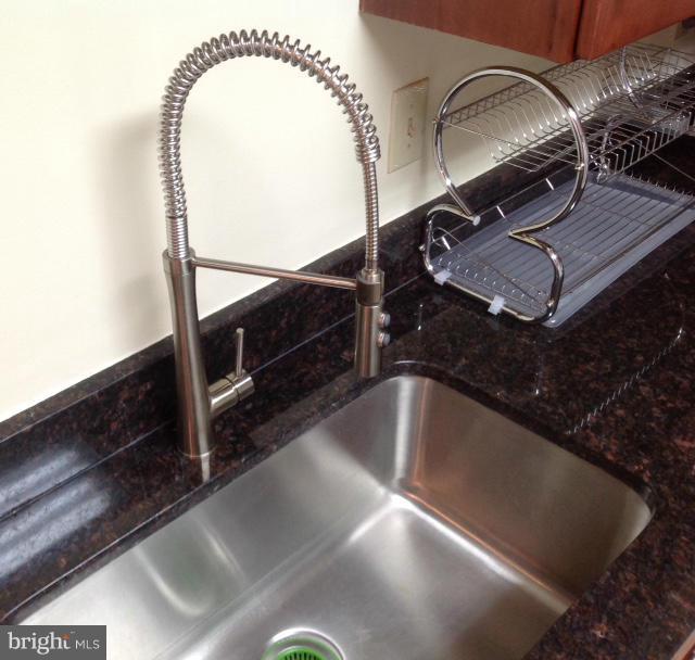 9308 Player Drive, Unit 156 Laurel, MD 20708 - Photo 3 of 22 Kitchen