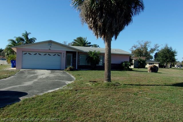 501 Spring Boulevard Sebring, FL 33876 - Photo 1 of 16 Gallery Image 1