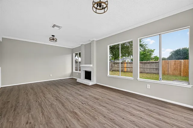 $2,100 | 12623 South Dairy Ashford Road, Houston, TX 77099