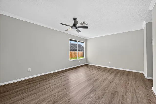 $2,100 | 12623 South Dairy Ashford Road, Houston, TX 77099