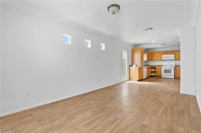 $1,490 | 4736 Arroyo Seco Drive, Las Vegas, NV 89115