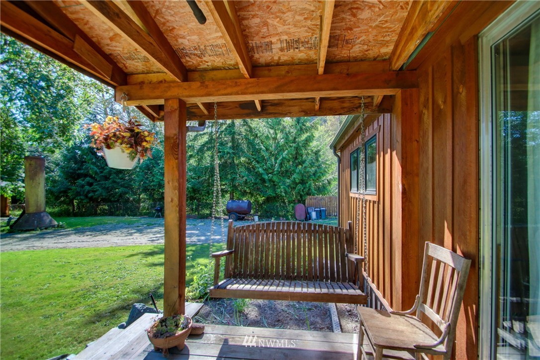 7972 Pipeline Road Sedro-Woolley, WA 98284 - Photo 11 of 38 Gallery Image 11