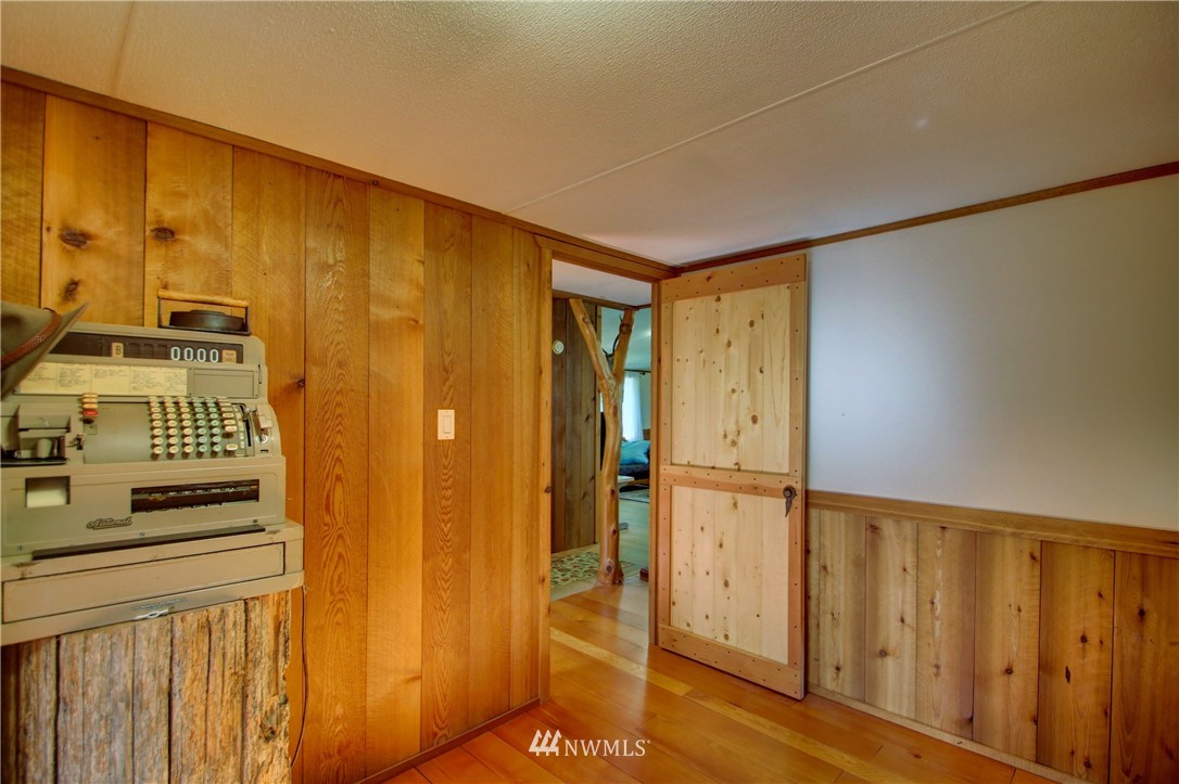 7972 Pipeline Road Sedro-Woolley, WA 98284 - Photo 32 of 38 Gallery Image 32