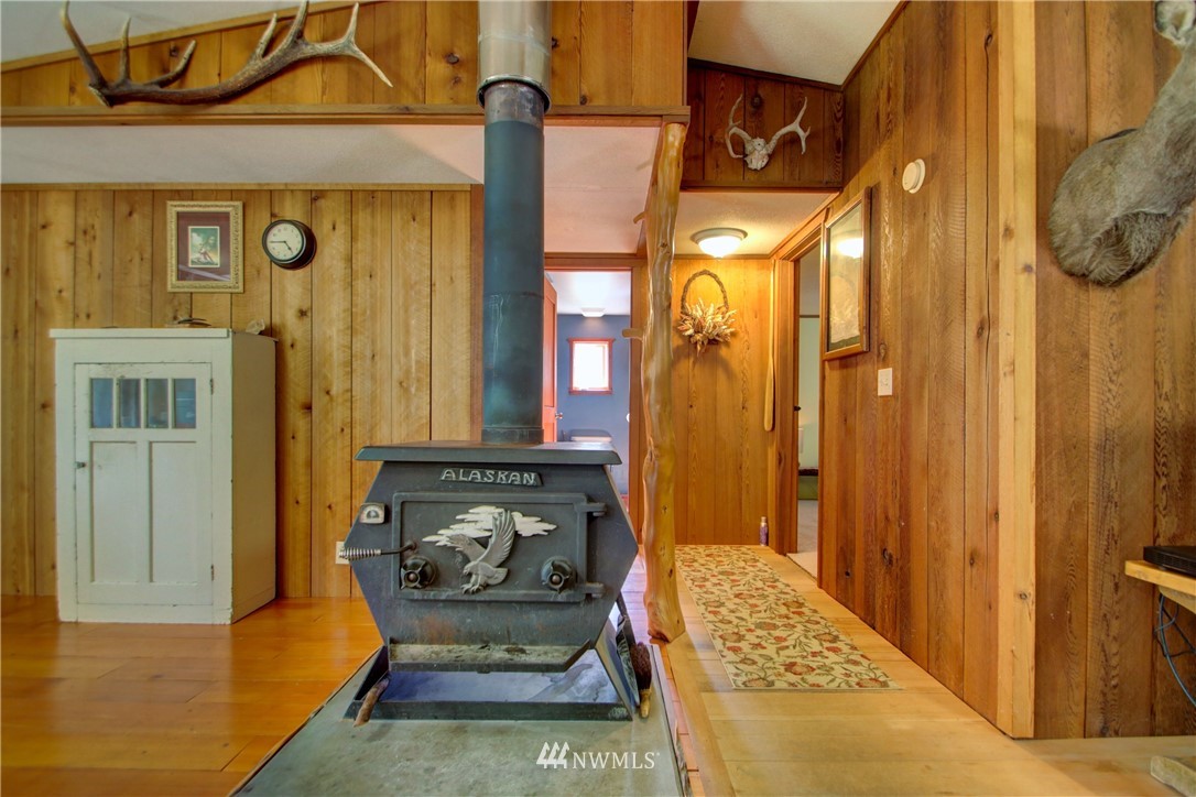 7972 Pipeline Road Sedro-Woolley, WA 98284 - Photo 33 of 38 Gallery Image 33