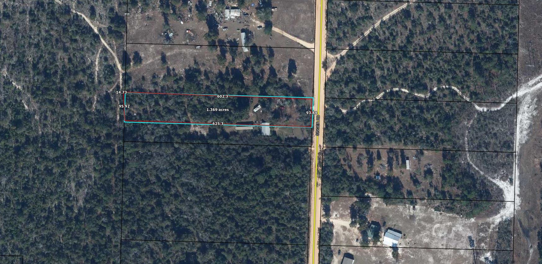 4112 Singer Road Youngstown, FL 32466 - Photo 2 of 2 a view of a pathway of a house