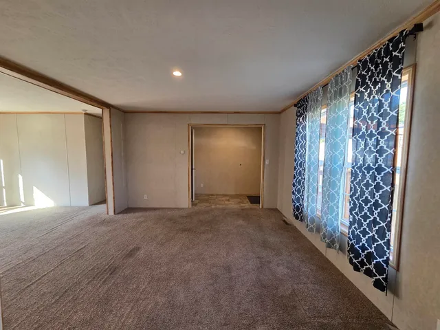 $169,000 | 41 Lunar Drive, Canaan, NH 03741