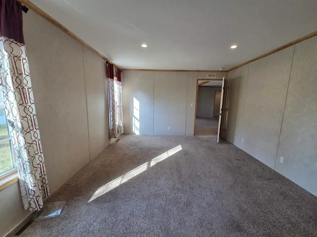 $169,000 | 41 Lunar Drive, Canaan, NH 03741