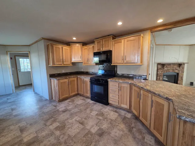 $169,000 | 41 Lunar Drive, Canaan, NH 03741