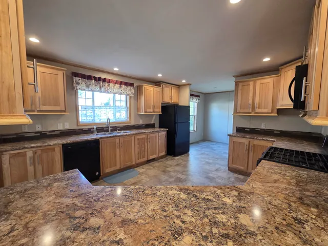 $169,000 | 41 Lunar Drive, Canaan, NH 03741