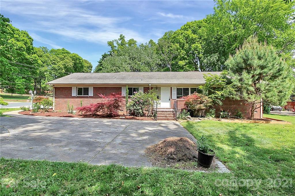7501 Monroe Road Charlotte, NC 28212 - Photo 1 of 26 Gallery Image 1