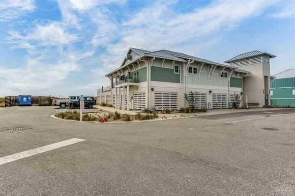 $3,000 | 612 Lost Key Drive, Unit 205B, Pensacola, FL 32507
