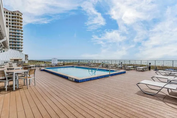 $3,000 | 612 Lost Key Drive, Unit 205B, Pensacola, FL 32507