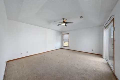 $310,000 | 9736 Nieman Place, Overland Park, KS 66214