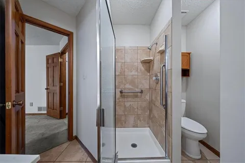 $310,000 | 9736 Nieman Place, Overland Park, KS 66214