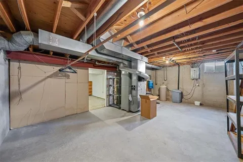 $310,000 | 9736 Nieman Place, Overland Park, KS 66214