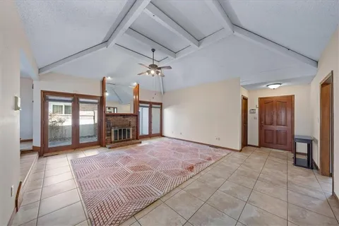 $310,000 | 9736 Nieman Place, Overland Park, KS 66214